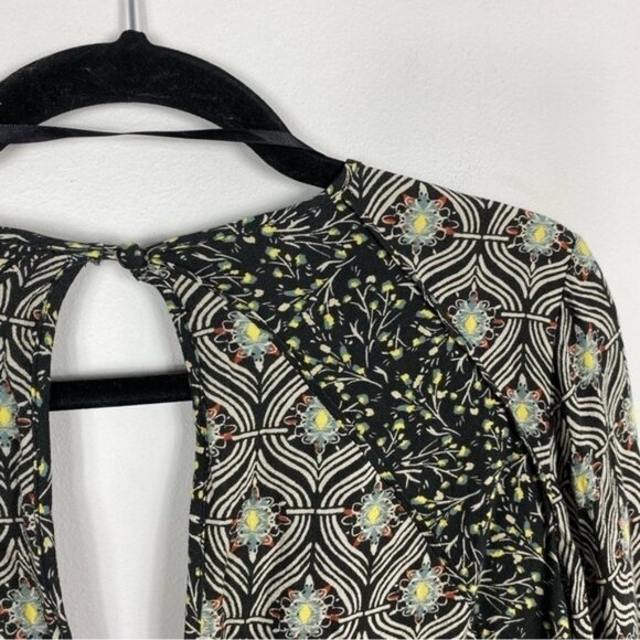 Free People V-Neck Yellow and Black Patterned Blouse - Picture 7 of 10